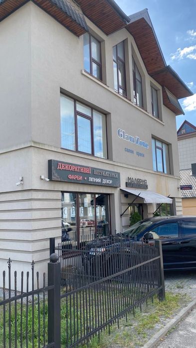 Здам в оренду фасадне приміщення 1 поверх