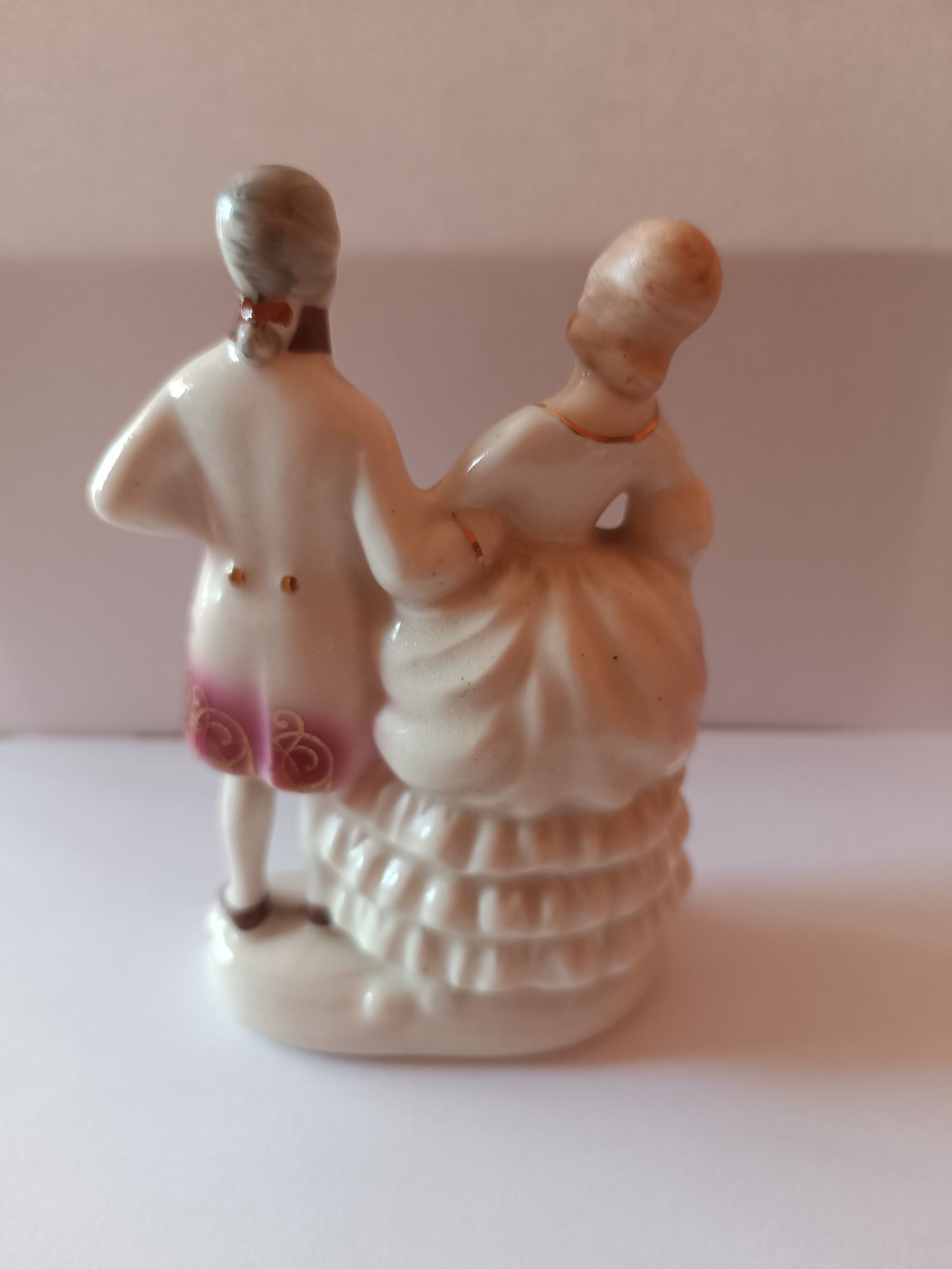 Figurka porcelanowa para Jezel
