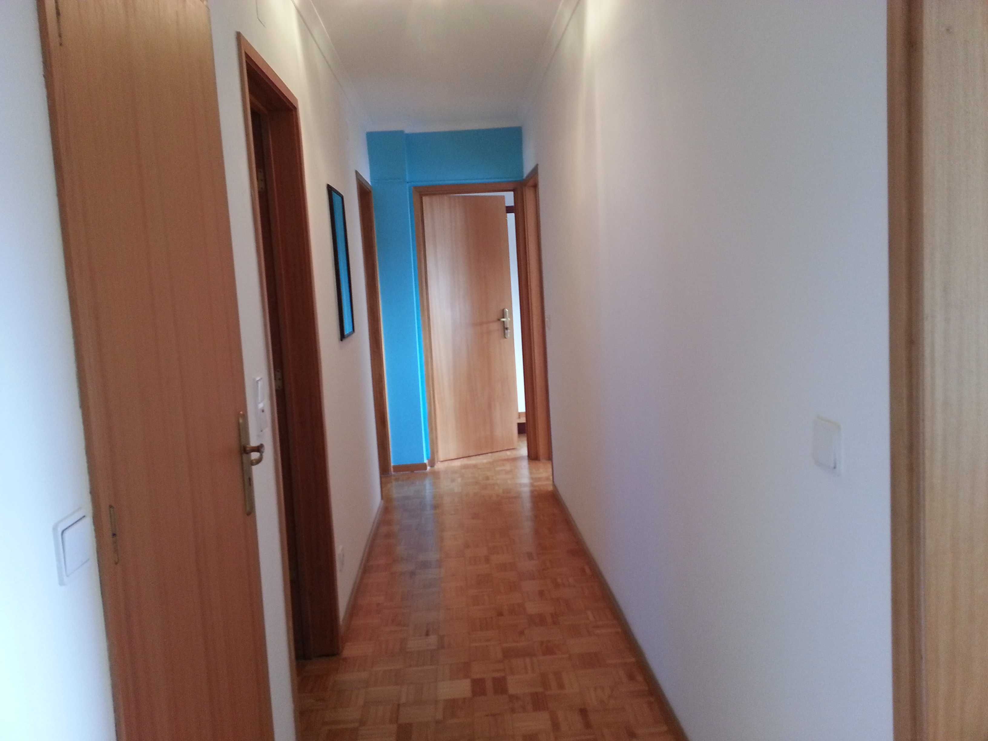 Quarto somente a ESTUDANTE
