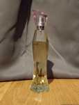 Perfumes mal usados 1€ cada.