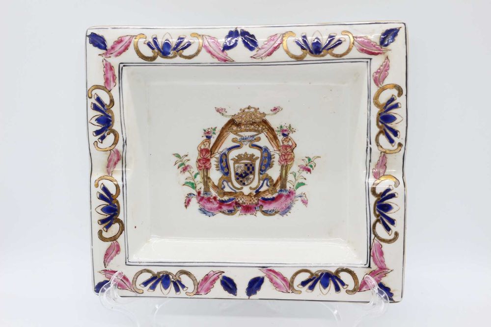 Cinzeiro porcelana chinesa com brasão de Armas Mello e Castro XX