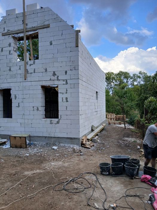 Каменщик ищет роботу