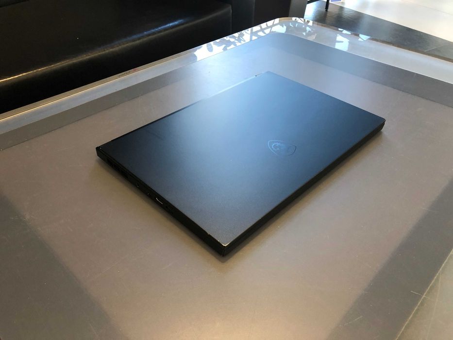 MSI GS66 Stealth 15,6 " 240Hz Intel Core i7 32 GB / 512 GB RTX 3070 TI