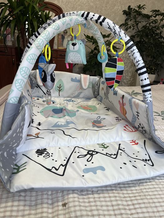 Дитячий розвиваючий килимок