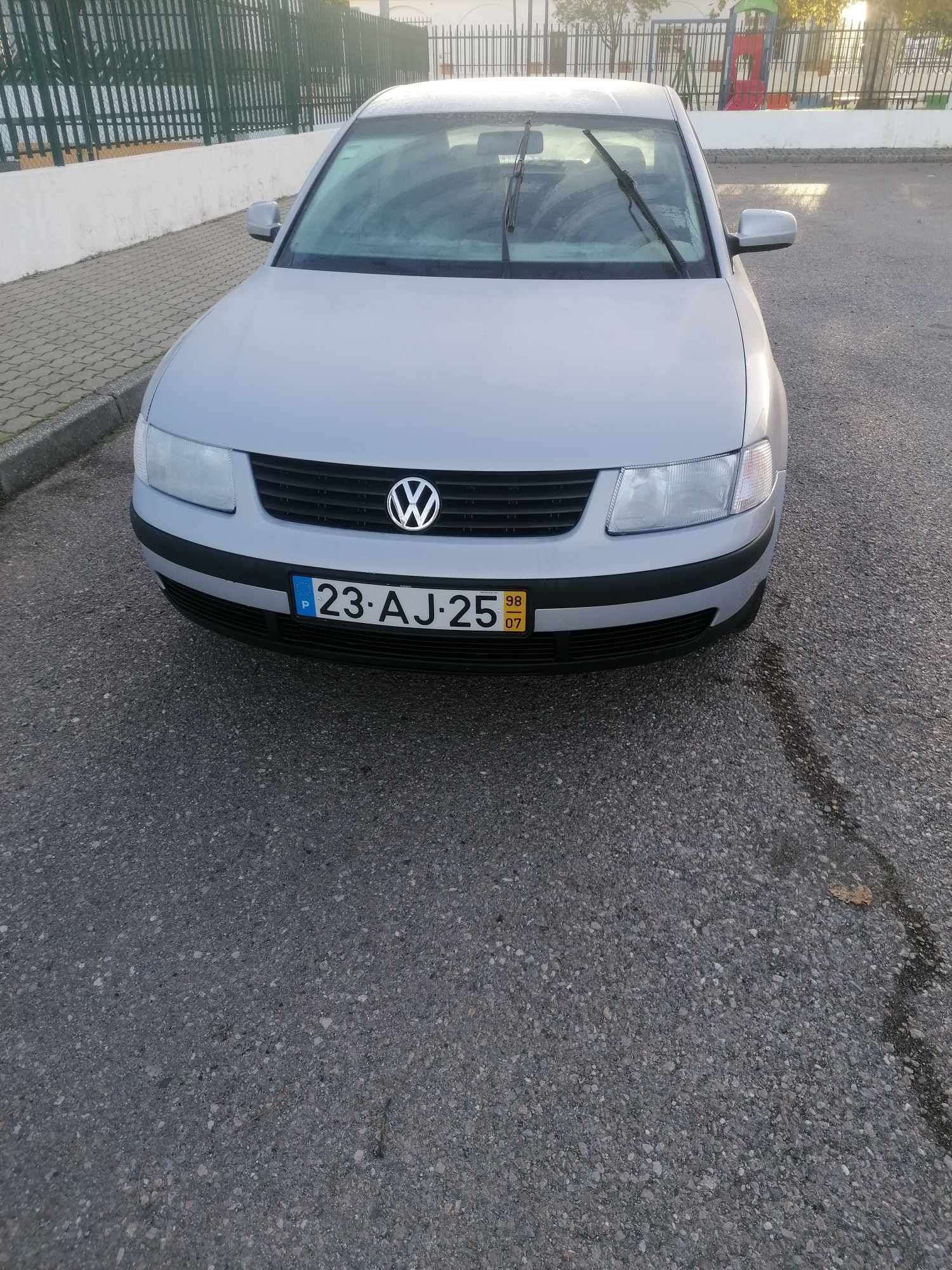 Vendo Volkswagen Passat