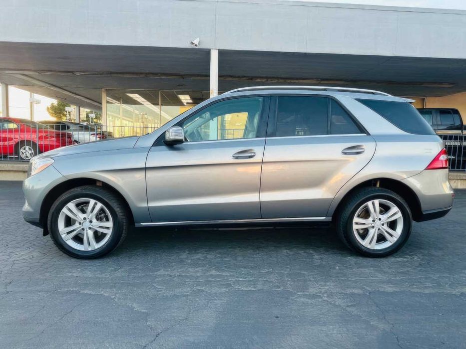 Mercedes-Benz M-Class ML 350 4MATIC      2013