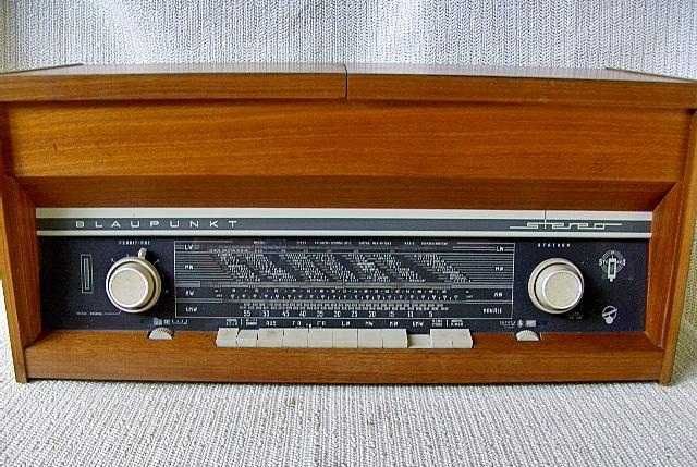 Blaupunkt (стереофоническая ламповая радиола 60-х годов, Германия)