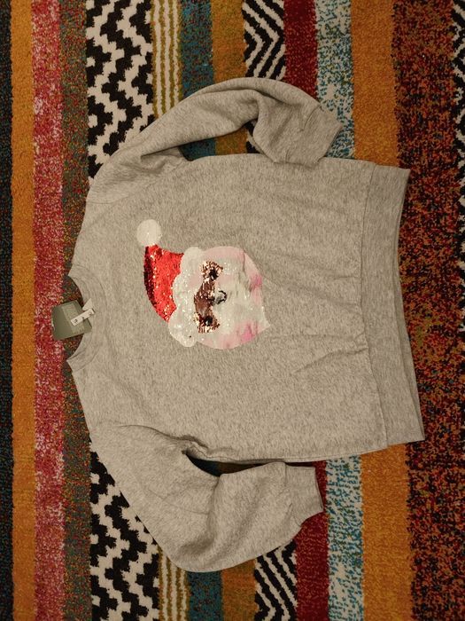 Nowy świąteczny sweterek z cekinami