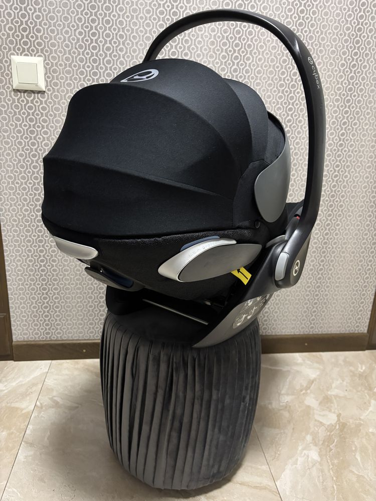 Автокрісло Cybex Cloud Z+ Deep Black