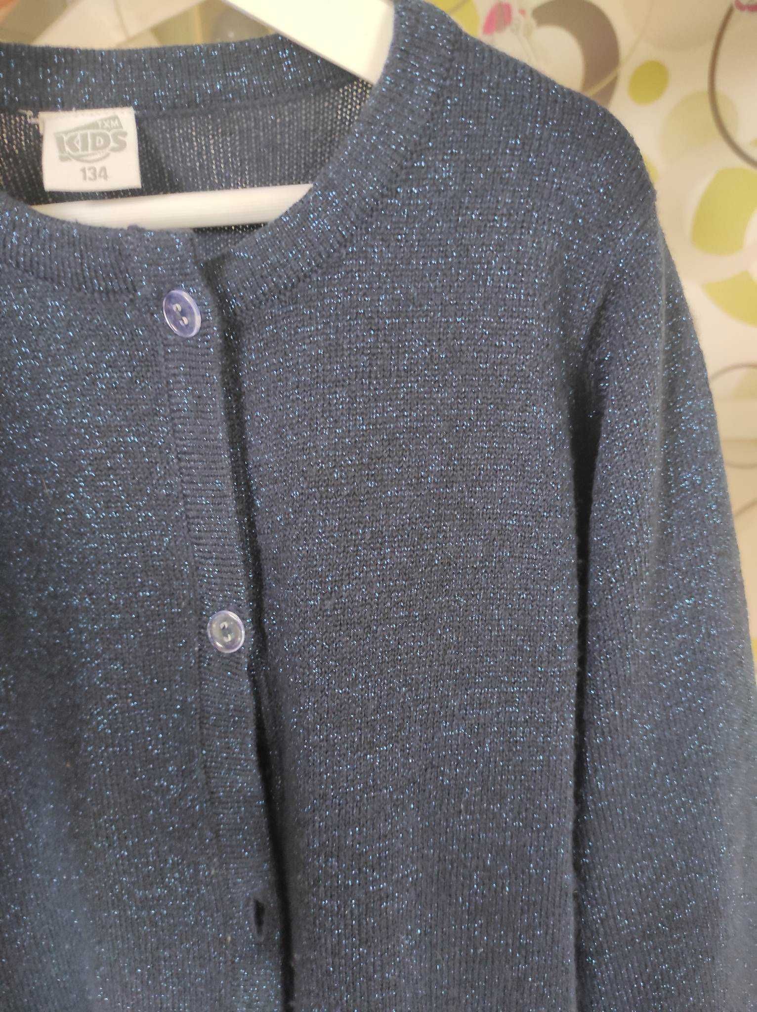 Elegancki sweter sweterek dla dziewczynki r.134 brokatowa nitka