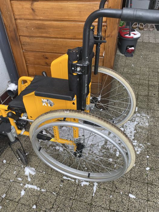 Wozek inwalidzki dzieciecy