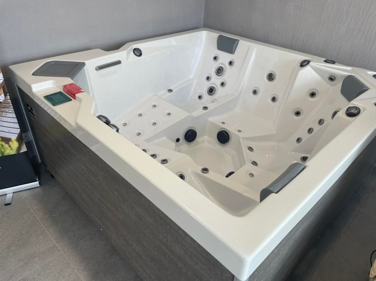 Jakuzzi ogrodowe HansCraft OKA4 5os ozonator Bluetooth NEW!