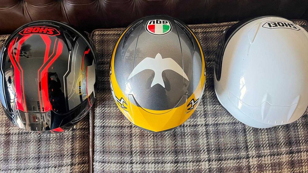 Capacetes Shoei NXR e AGV K3