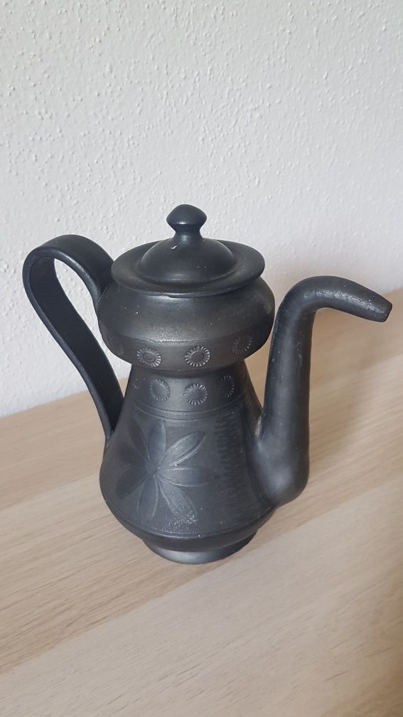 Cafeteira Barro Preto Basilhães