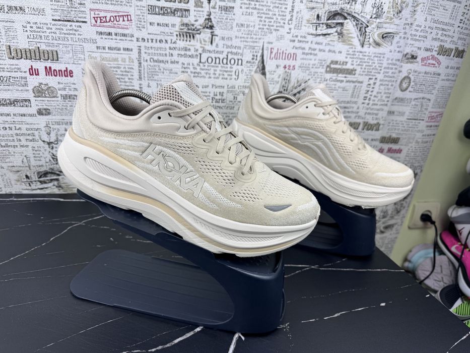 Оригінал Розмір 46 Кросівки Hoka One One Bondi 9 Взуття