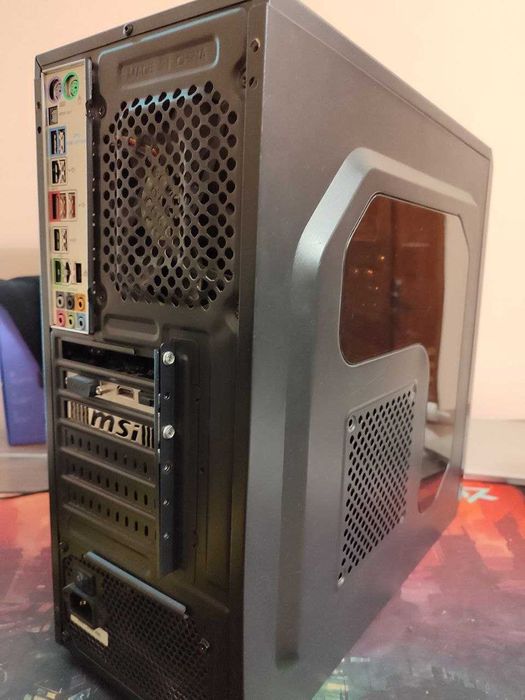 Продам компьютер на fx-8300 з монітором 75 hz