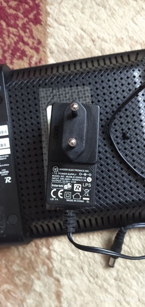 Роутер Cisco E1200