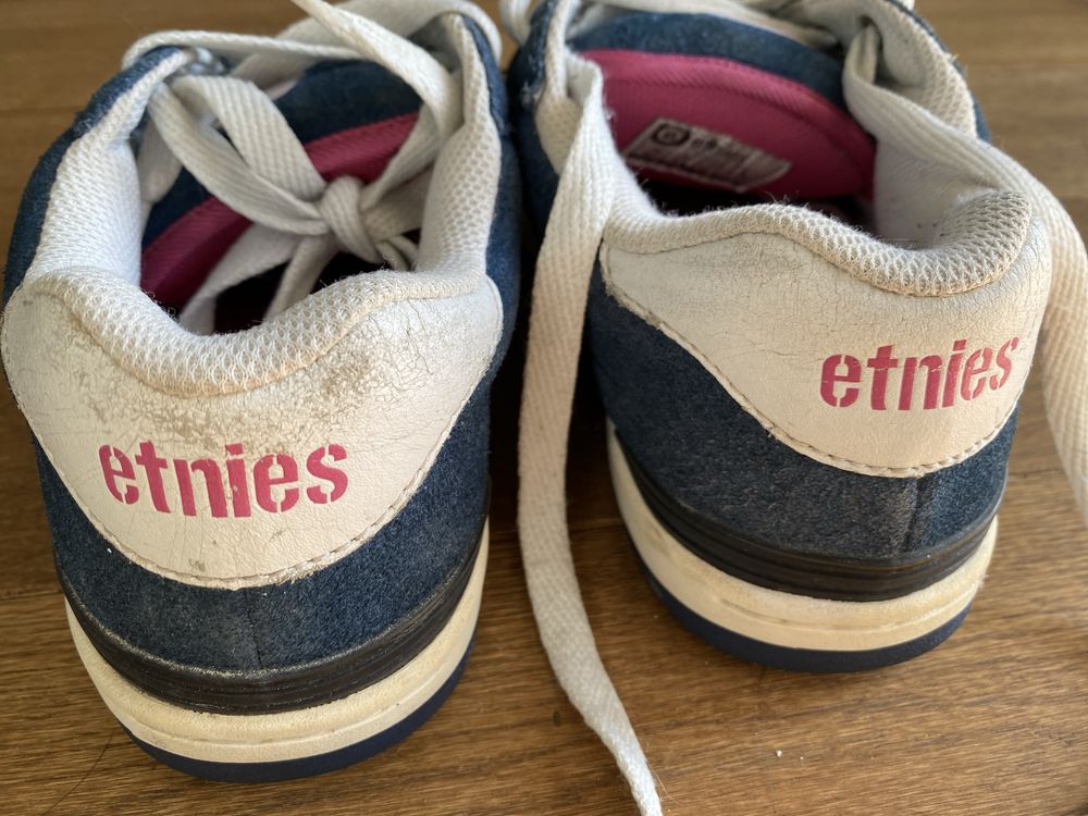 Buty Etnies Novice oryginalne 37,5 niebieskie granatowe
