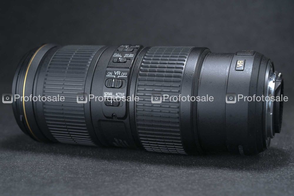 Об'єктив Nikon AF-S Nikkor 70-200mm f/4G ED VR