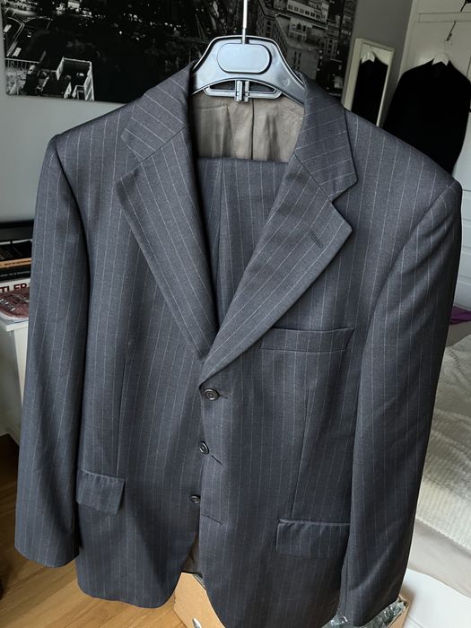 Fato Cinza com Riscas (Homem)