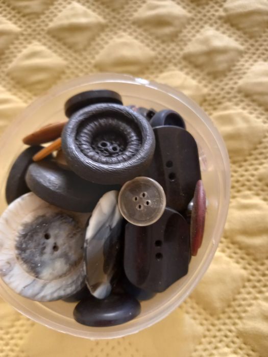 Botões antigos 3 caixas