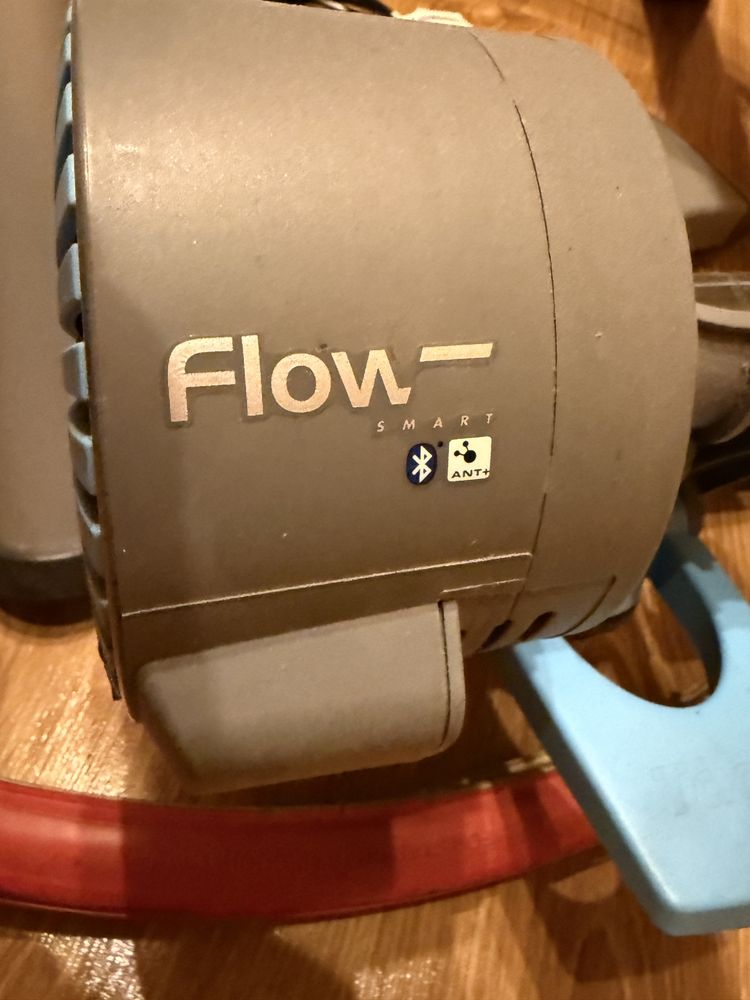 Trenażer interaktywny TacX Flow smart
