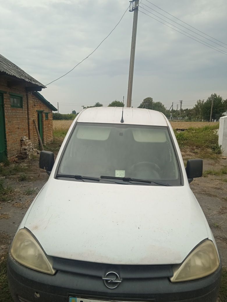 Продам Опель комбо 1.6 бензин