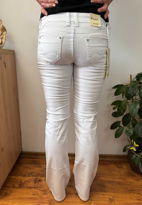 Białe spodnie jeansowe dzwony jeansy white jeans Onado rozmiar 38 M
