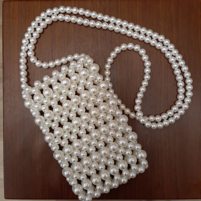 сумочка для телефону із перлин намистин