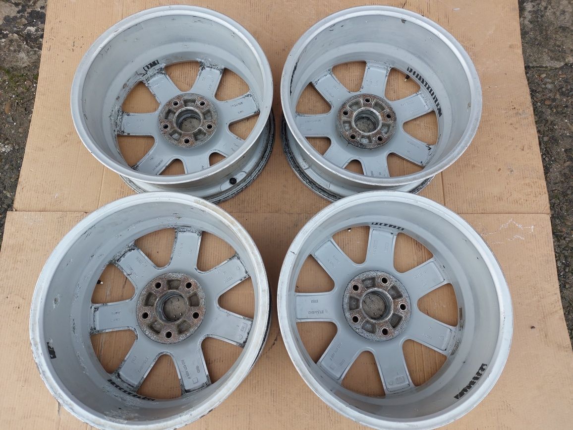 Диски R18 5x130 7.5Jx18H2 ET53 Audi Q7 Volkswagen Touareg 4шт