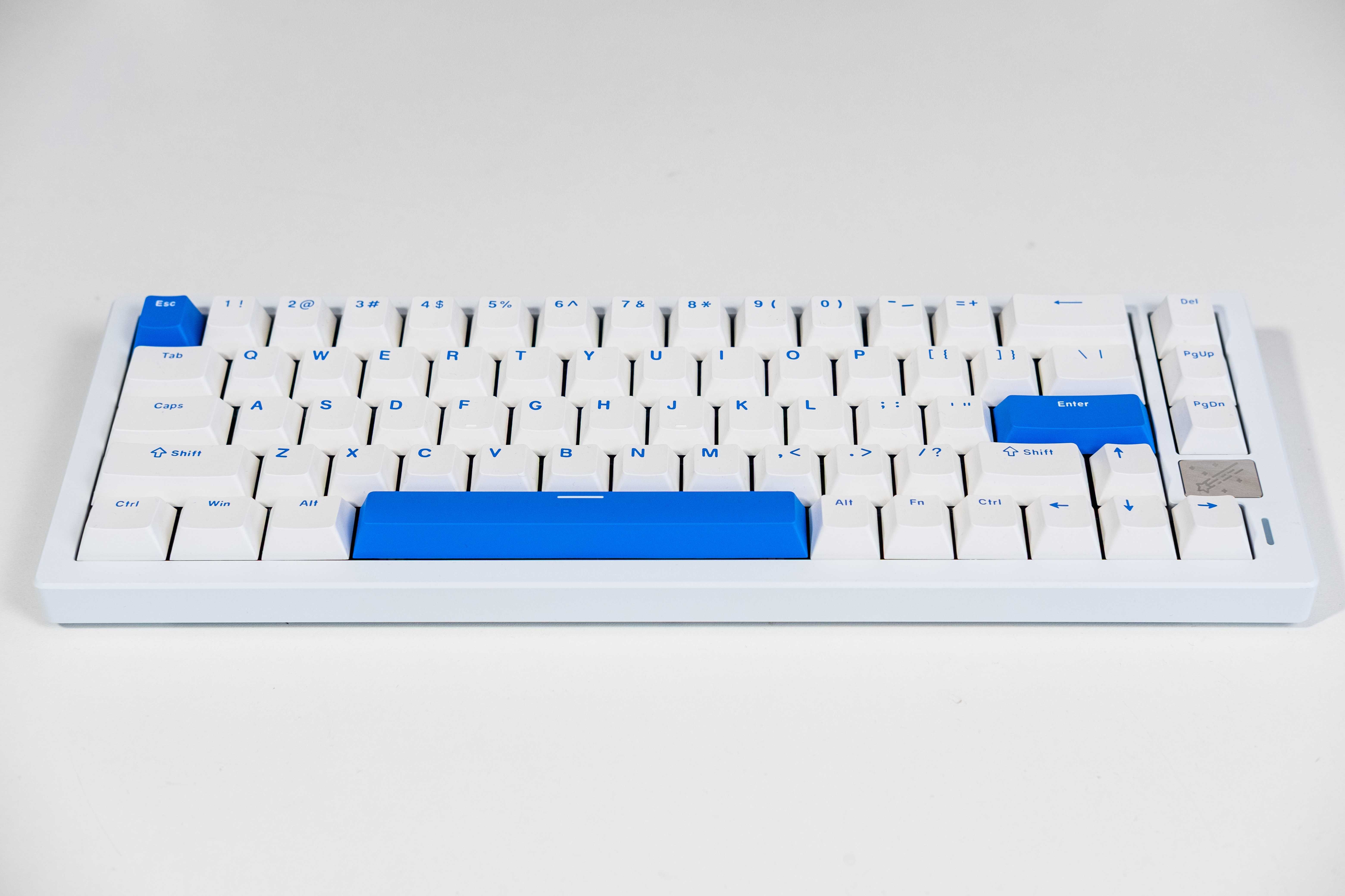 ATK 68v2 Pro — Magnetyczna klawiatura dla graczy, 8000Hz, Gateron Jade