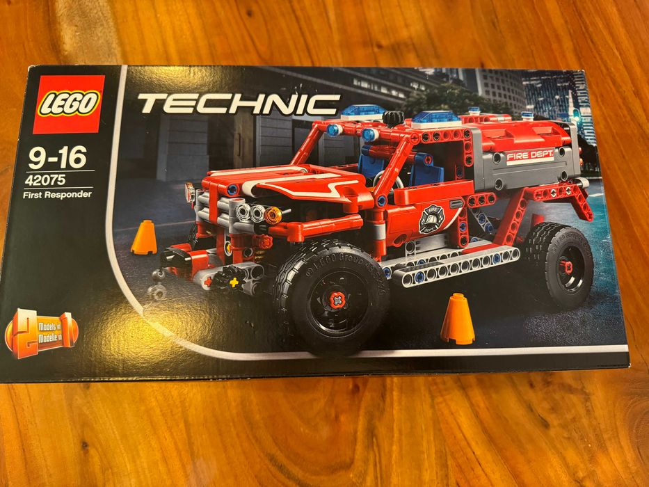 Lego Technic 42075 Pojazd szybkiego reagowania/ wyścigówka