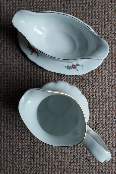 Porcelana walbrzych, duży mlecznik i sosjerka
