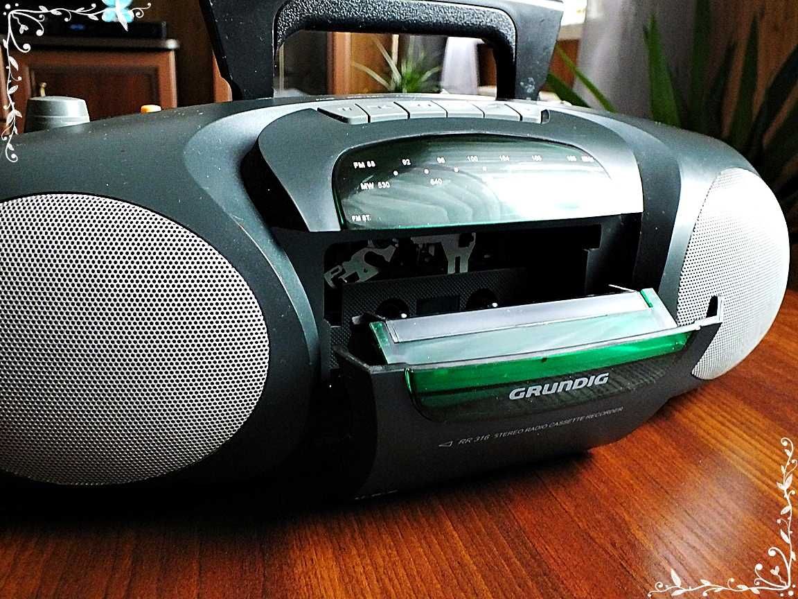 Radioodtwarzacz GRUNDIG RR316 Brak głosu w głośnikach