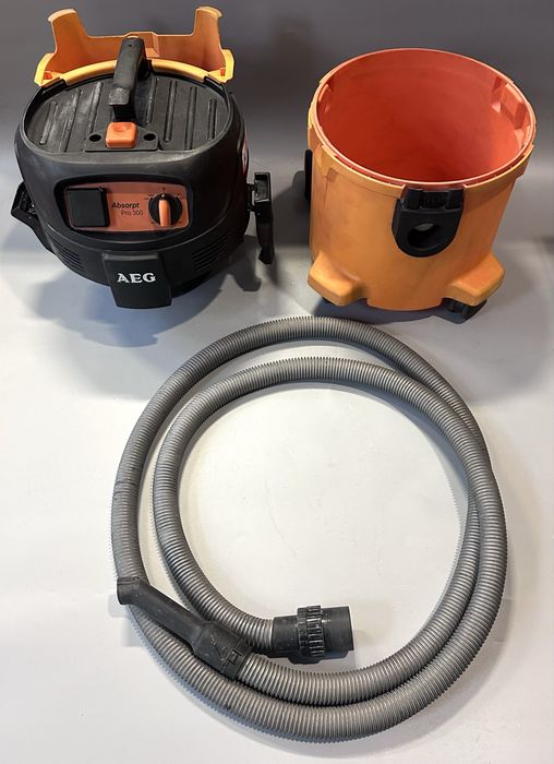 Odkurzacz przemysłowy Aeg AP 300 ELCP 1500W Polecam