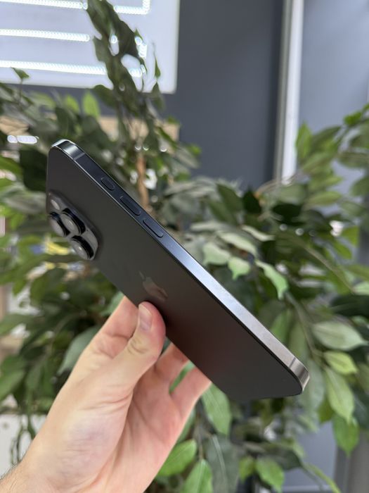 iPhone 16 Pro Max 512GB Black Titanium