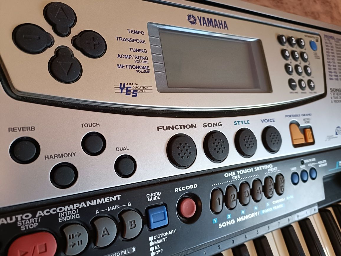 Teclado Yamaha PSR-340