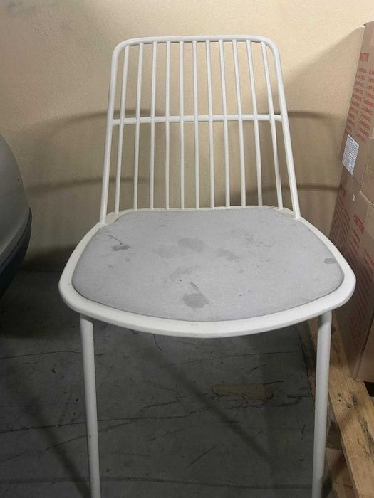 6 cadeiras Sklum em polipropileno e aço