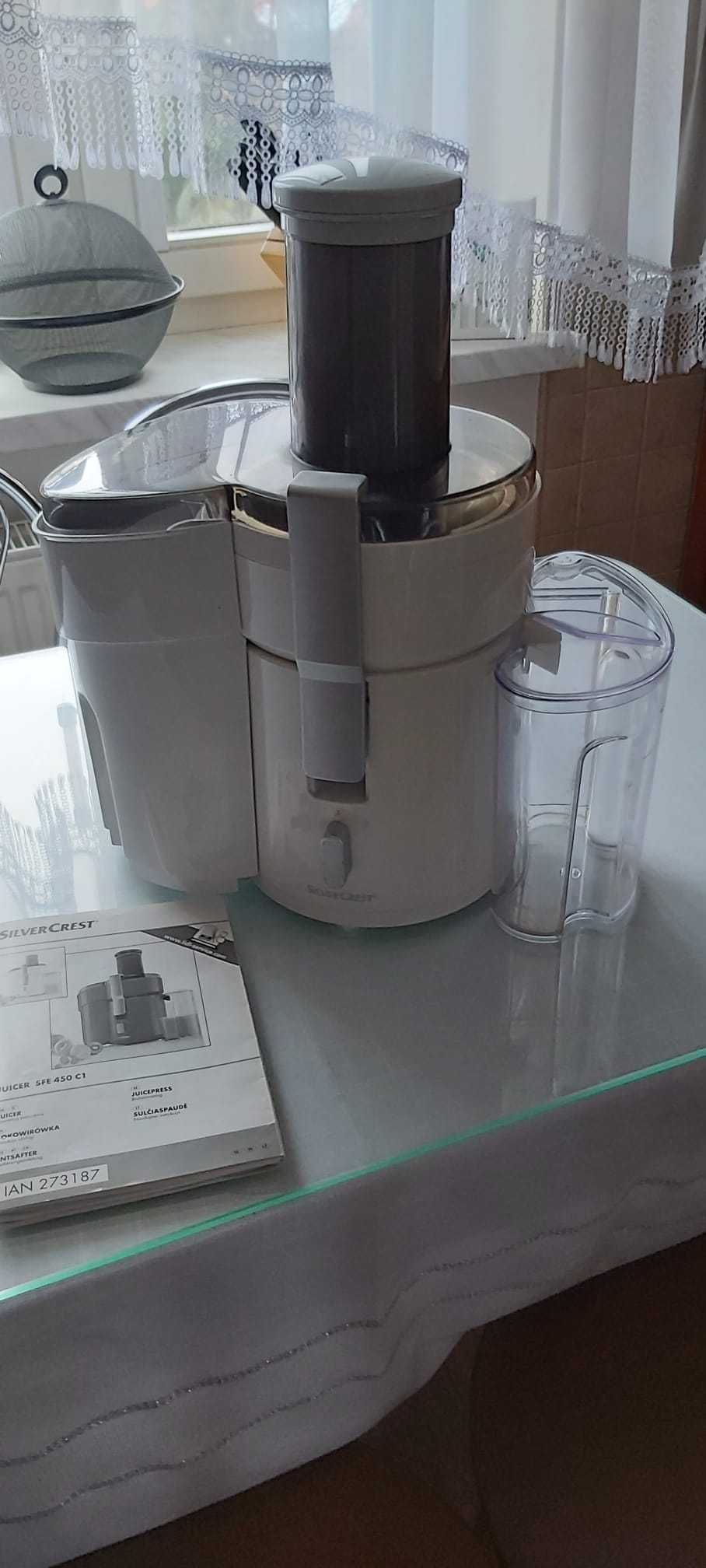 Sokowirówka SilverCrest Juicer SFE 450 C1