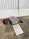 Inversor de corrente de 12v para 220v