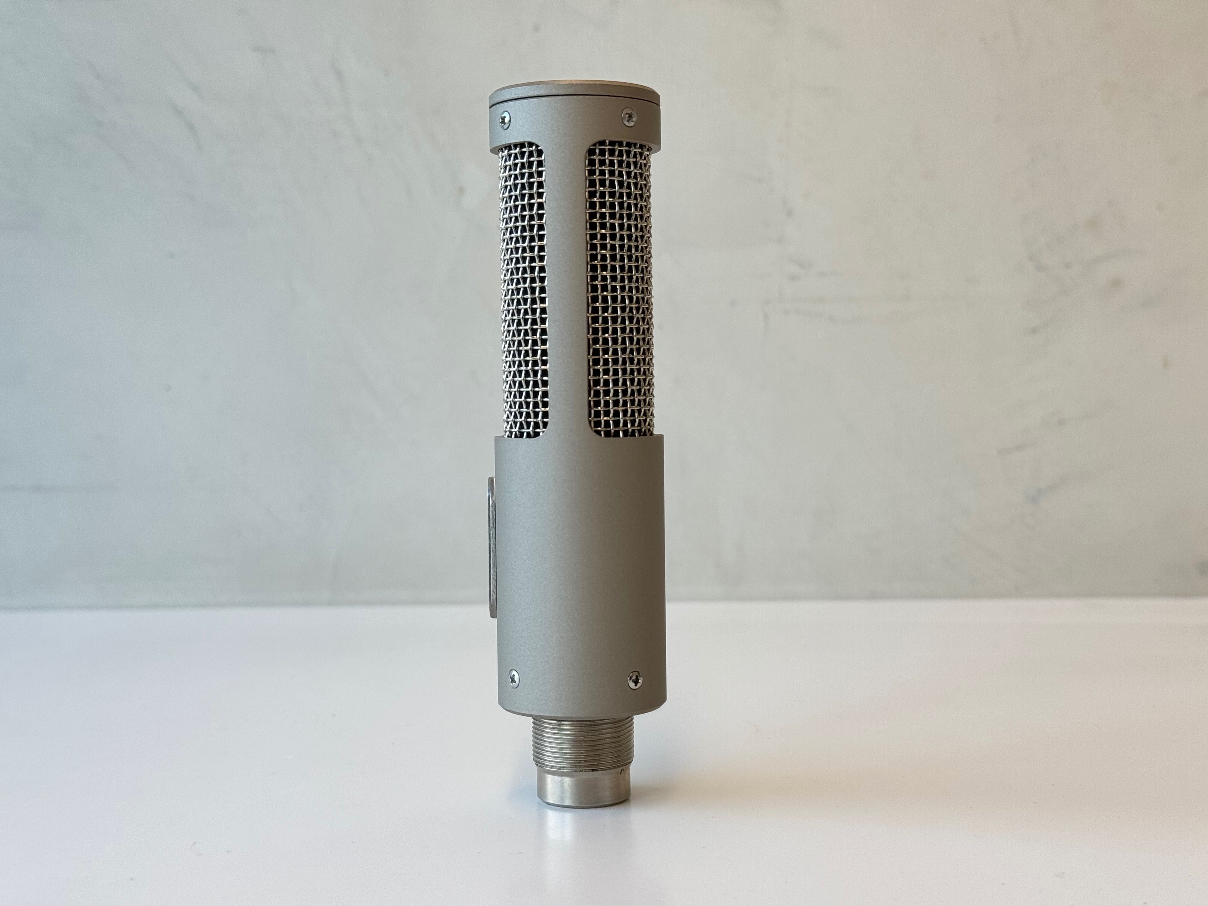 Royer Labs R-10 - Microfone de fita passivo