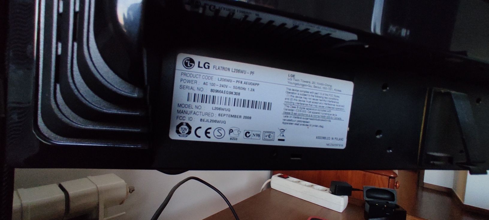 Monitor LG FLATRON L206wu