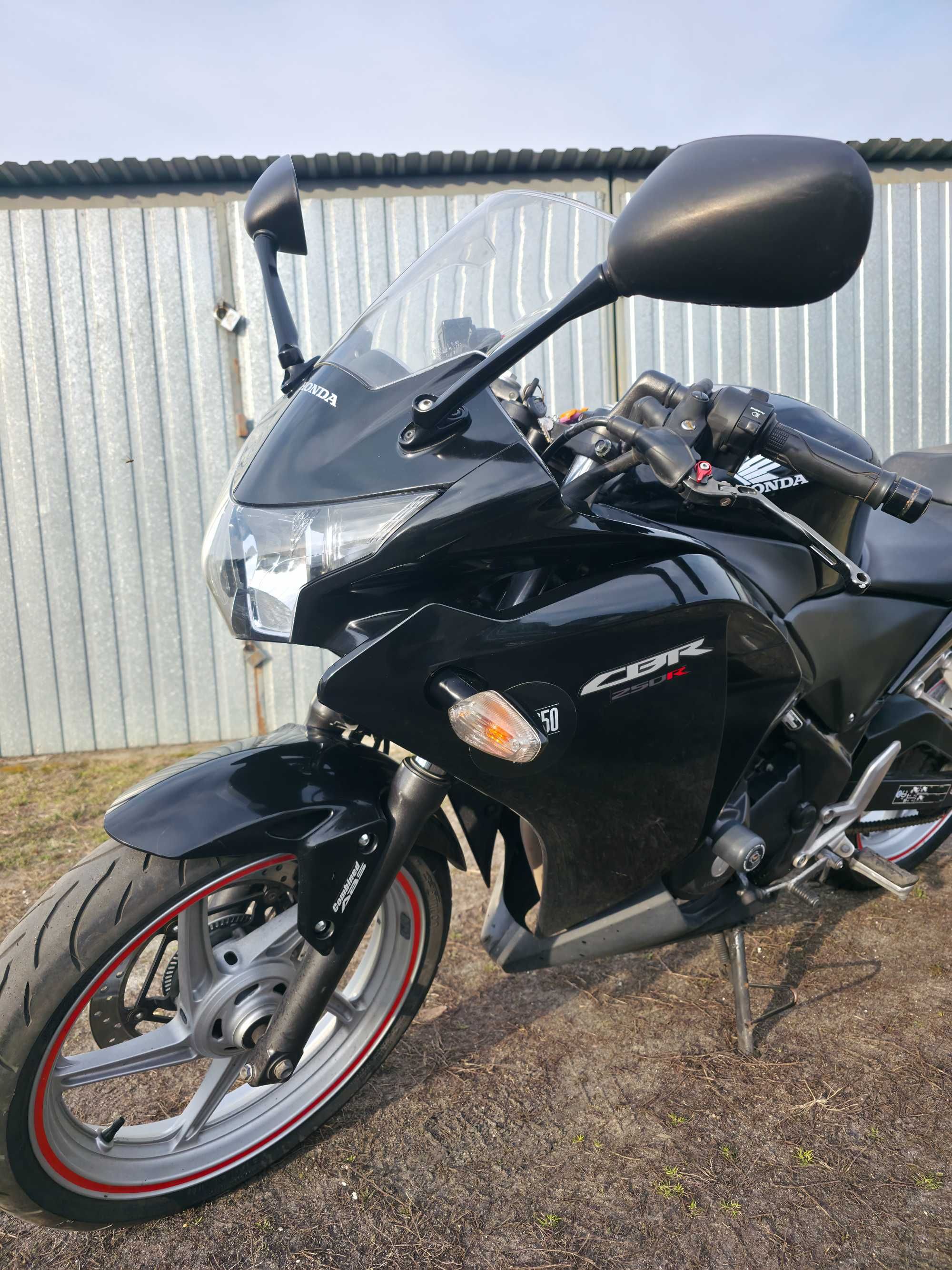 Honda CBR250RA MC41 2011
