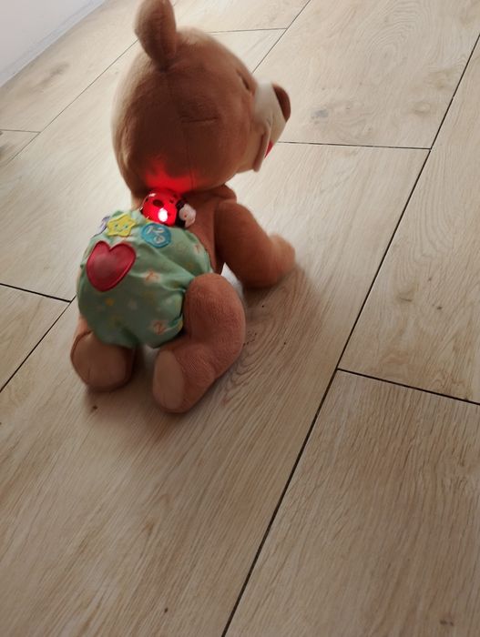 Raczkujący miś tuptuś vtech