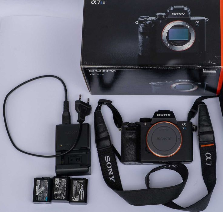 aparat bezlusterkowy Sony A7 S II- fotografia i film- piękny stan!