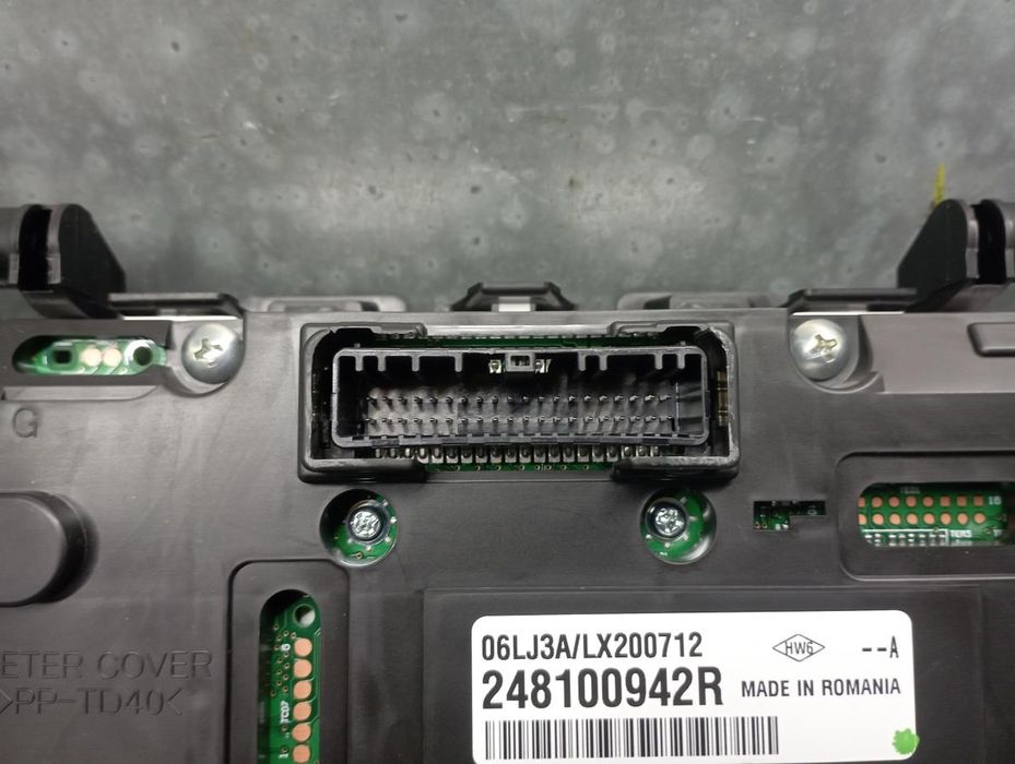 Quadrante / painel de instrumentos RENAULT Clio V (BF_)