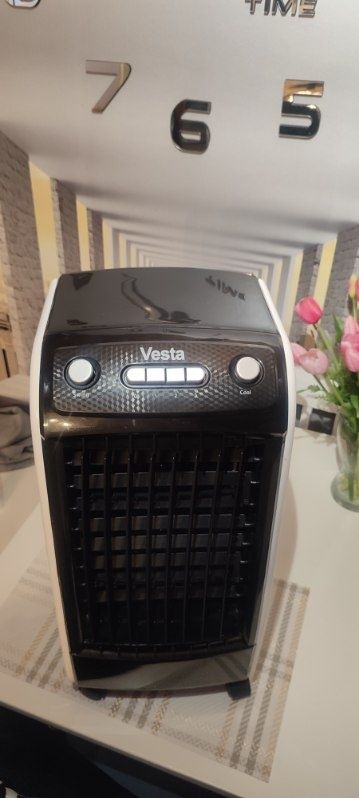Klimatyzator Vesta jak nowy, gwarancja!