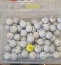 Bolas de golfe multimarca com marcas de uso BO022
