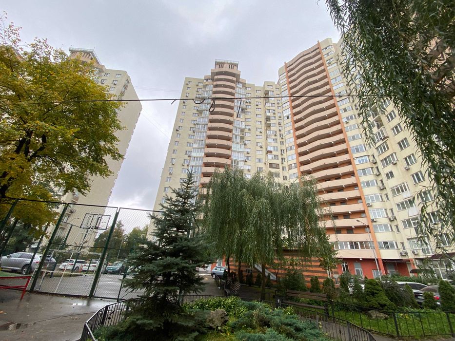 Оренда 3 к квартира, вул. Юрія Поправки 4/39а