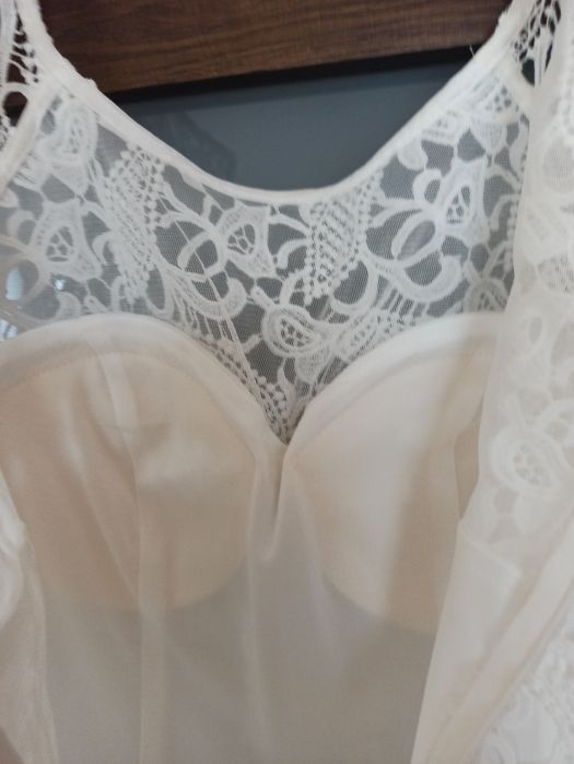 suknia ślubna przed kolano koronka gipiura z cyrkoniami w pasie 40